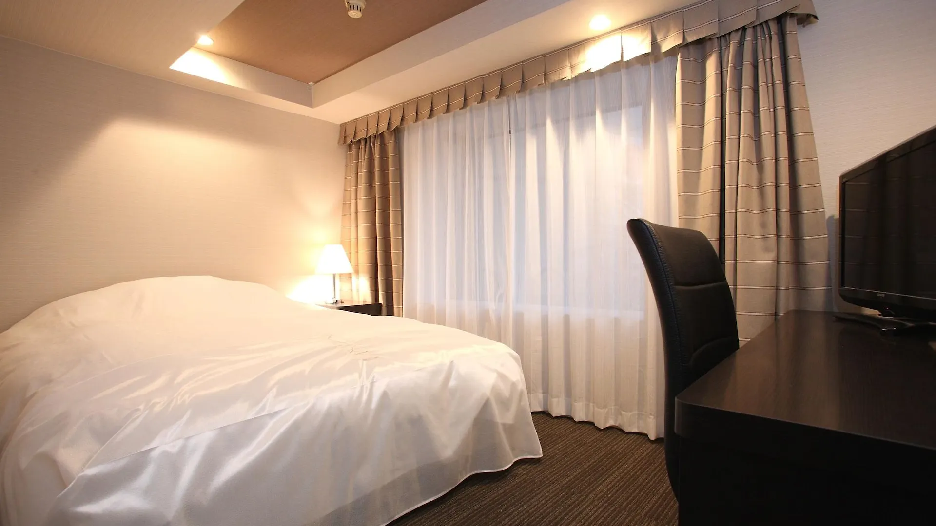 Hotel Sunline Kyoto Gion Shijo Отель эконом класса